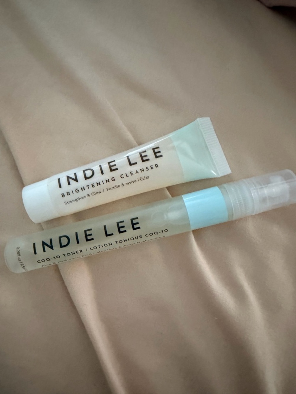 INDIE LEE Brightening Cleanser + Toner Set — White & Pale Blue